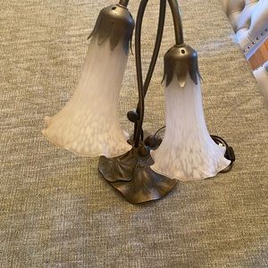 Vintage Metal Lily Pad Table Lamp with 2 white Lily glass globe shades
